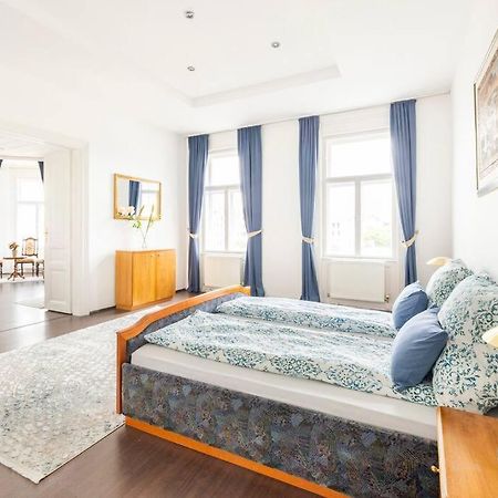 Charming Spacious Apartment Wien Exteriör bild